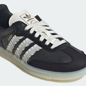 NWT Adidas Samba Black and White Ruffle Sneakers Size 8